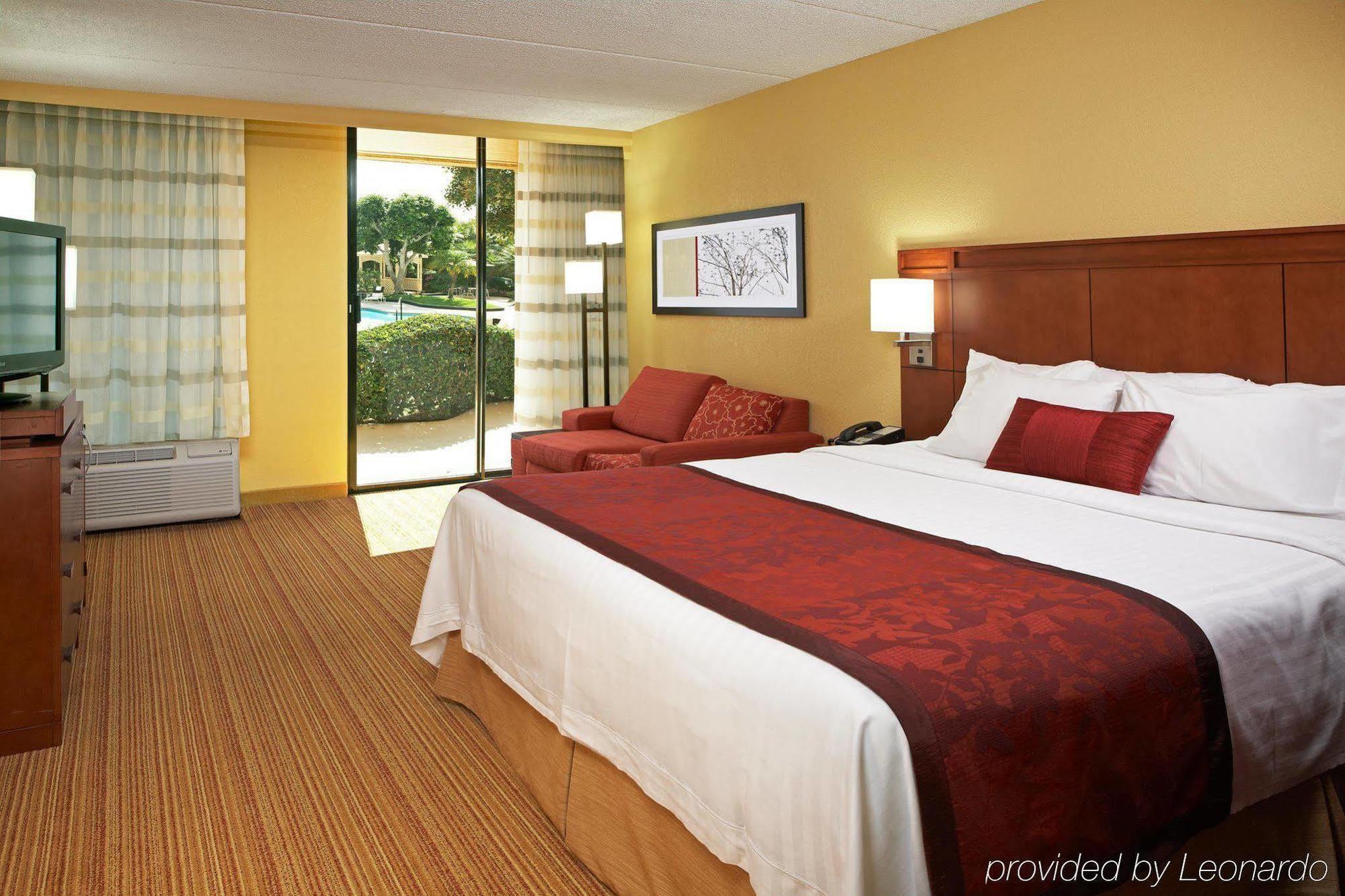 Hotel Mdr Marina Del Rey- A Doubletree By Hilton Лос-Анджелес Екстер'єр фото